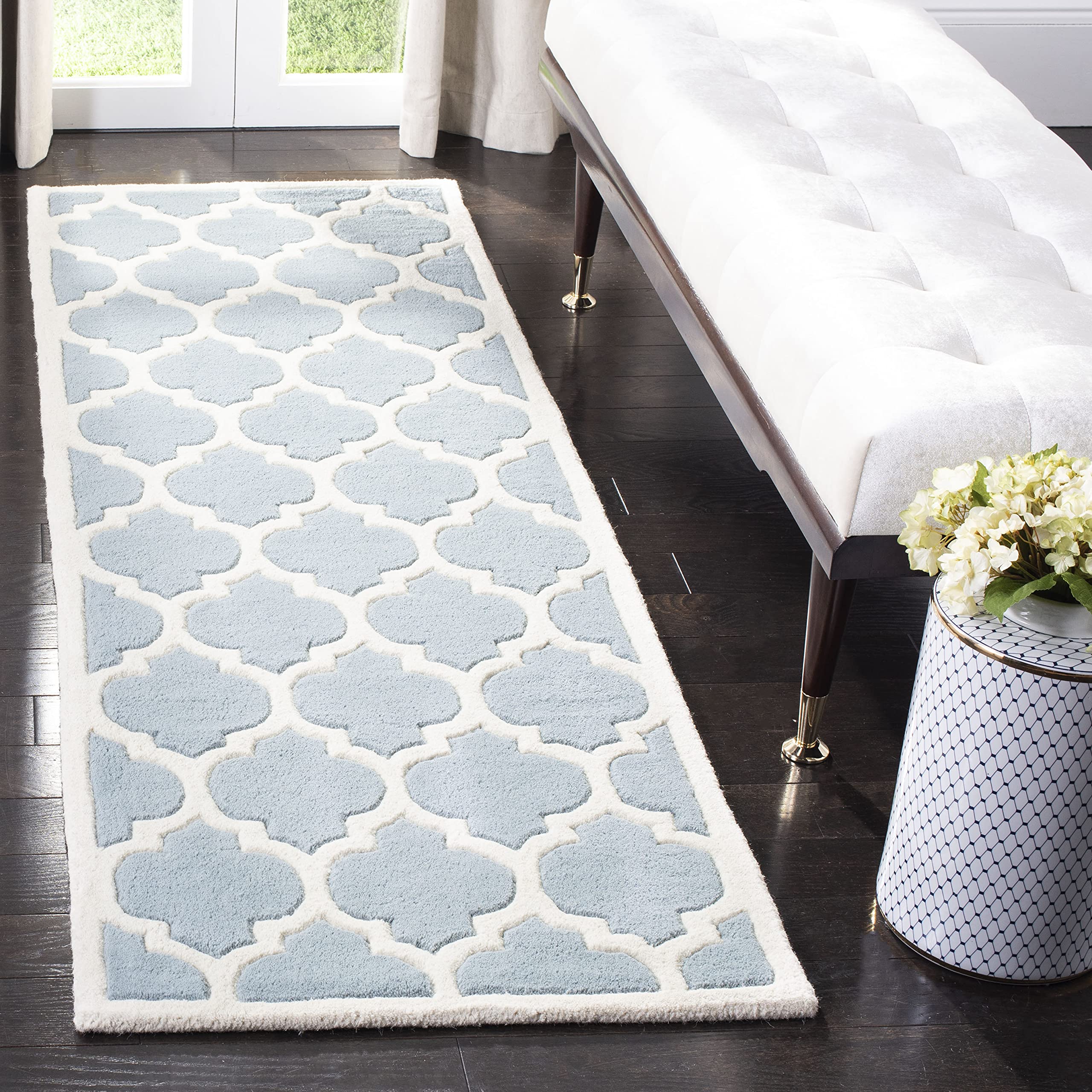 SAFAVIEH Chatham Collection 2'3" x 9' Blue/Ivory CHT734B Handmade Geometric Premium Wool Runner Rug