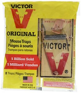 woodstream victor wooden mouse pedal trap kills rats house mice non toxic 2 count