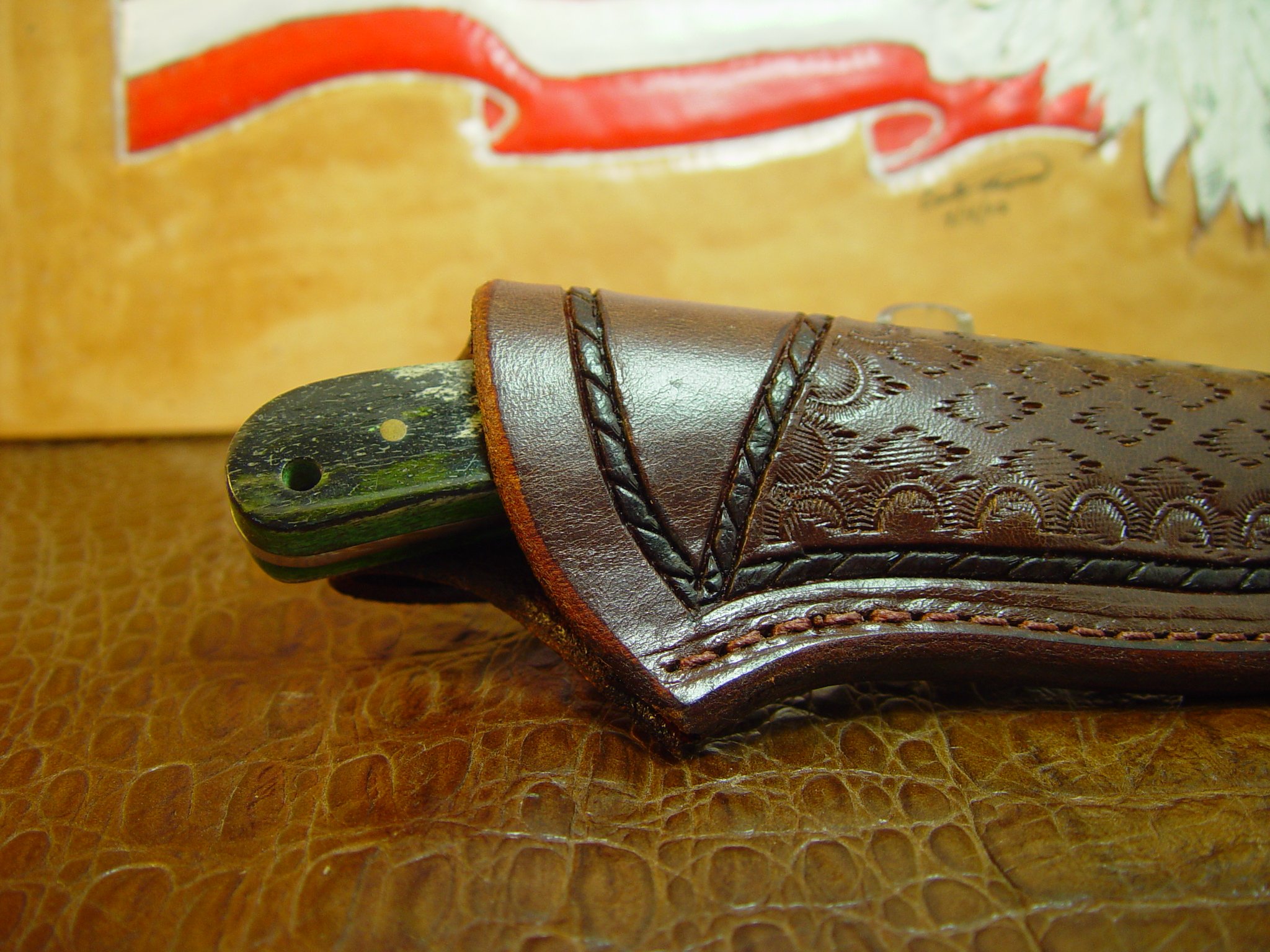 Size 7F Right Hand Carry Sheath. This Sheath Will fit a Buck 113 or schrad PH 2 Knife.