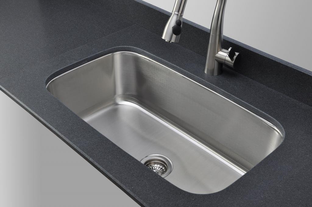 Wells CMU3118-10-1 Craftsmen Series Stainless Steel Kitchen Sink Package, 31", Brushed Matte Finish