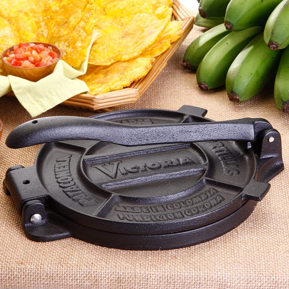 Victoria 6.5 Inch Cast Iron Tortilla Press. Tortilla Maker, Flour Tortilla press, Rotis Press, Dough Press, Pataconera Seasoned with Flaxeed Oil