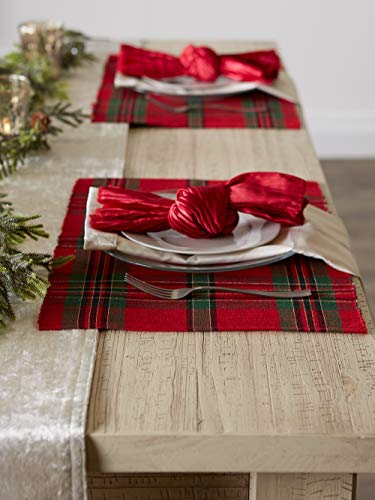 DII Farmhouse Christmas Plaid Dining Table & Kitchen Décor, Holiday Placemat Set, 13x19, Red & Green, 6 Count