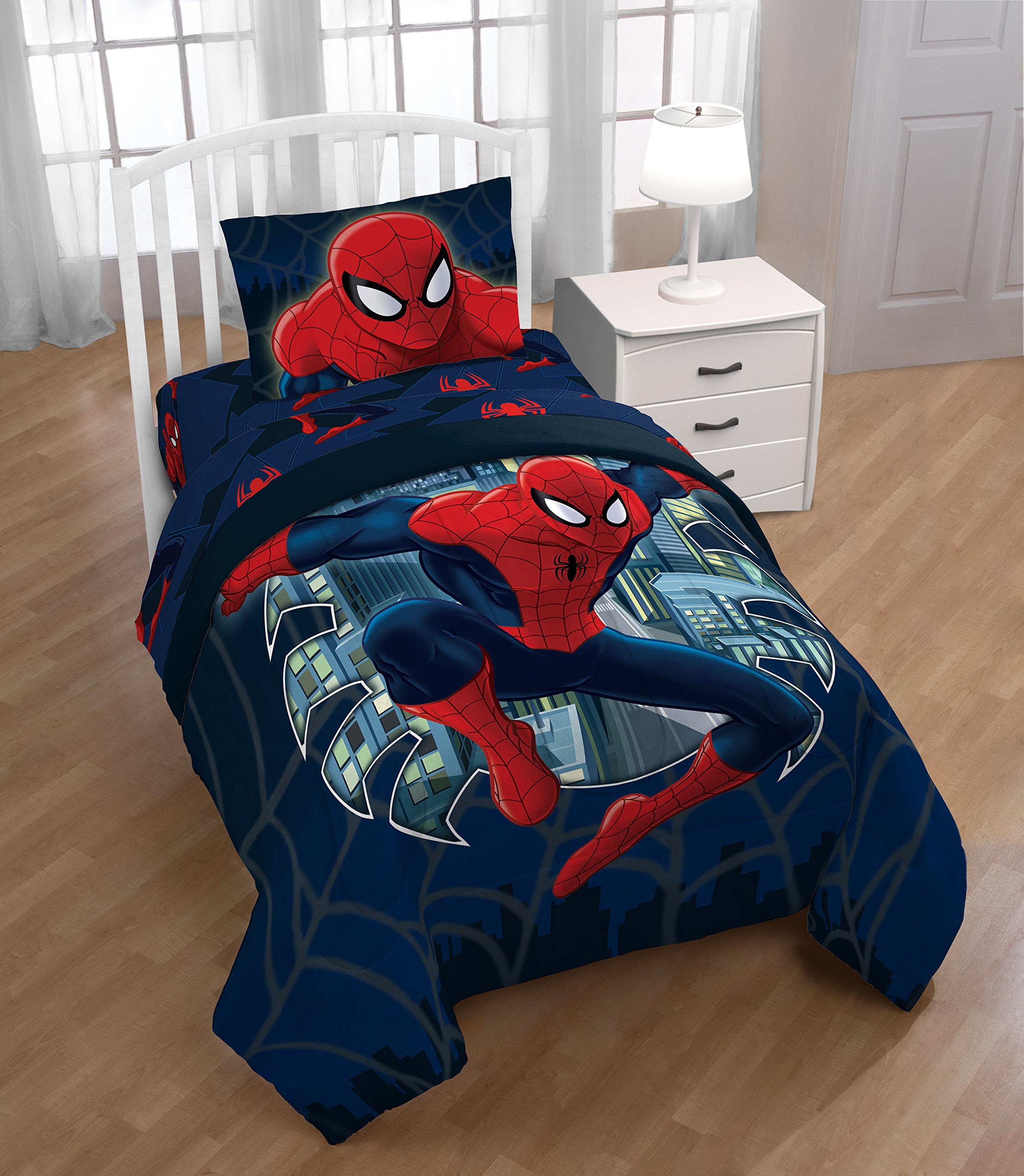 Jay Franco Marvel Spiderman 'Saving The Day' Microfiber 3 Piece Twin Sheet Set