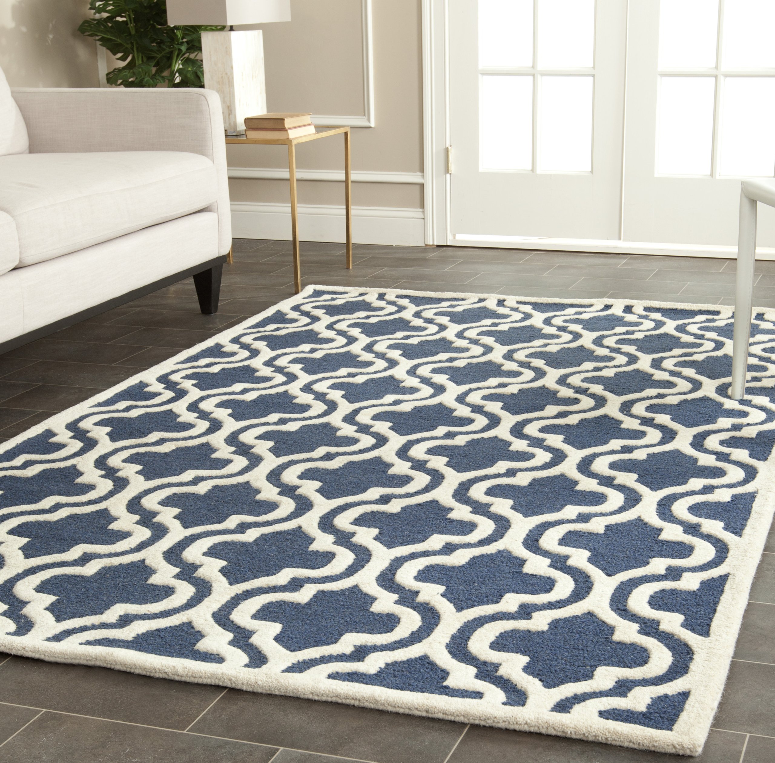 SAFAVIEH Cambridge Collection 2' x 3' Navy/Ivory CAM132G Handmade Moroccan Premium Wool Accent Rug