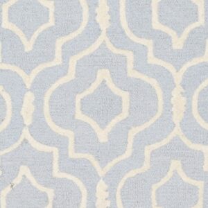 SAFAVIEH Cambridge Collection Area Rug - 9' x 12', Light Blue & Ivory, Handmade Moroccan Wool, Ideal for High Traffic Areas in Living Room, Bedroom (CAM141A)