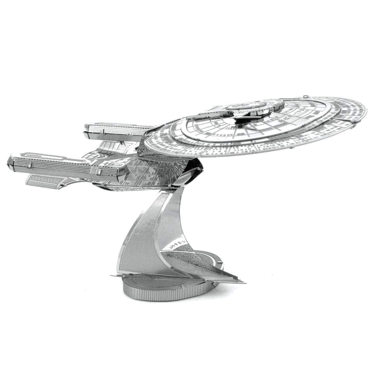 Fascinations Metal Earth Star Trek USS Enterprise NCC-1701D 3D Metal Model Kit