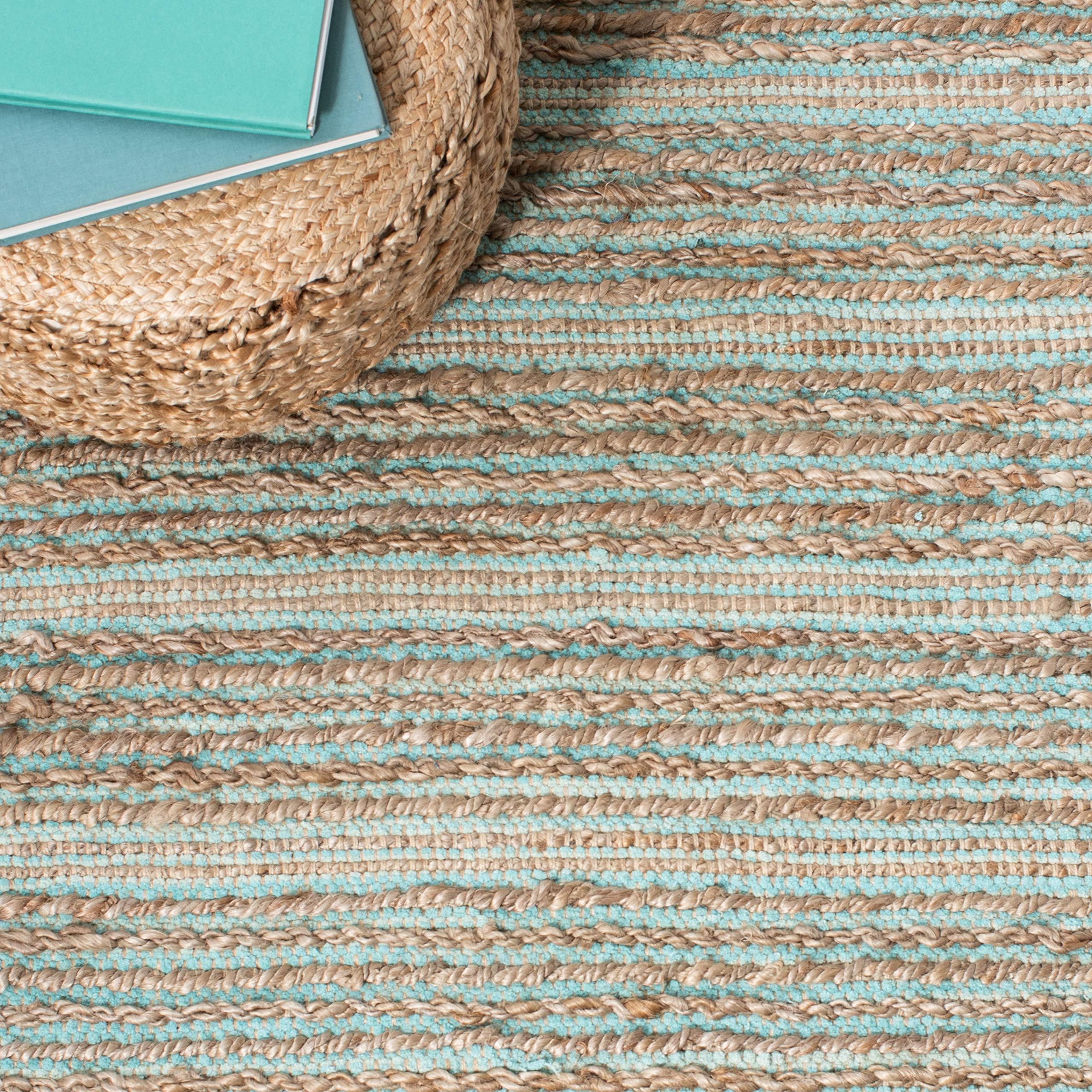 SAFAVIEH Cape Cod Collection Accent Rug - 4' x 6', Aqua, Handmade Flat Weave Jute, Ideal for High Traffic Areas in Entryway, Living Room, Bedroom (CAP851D)