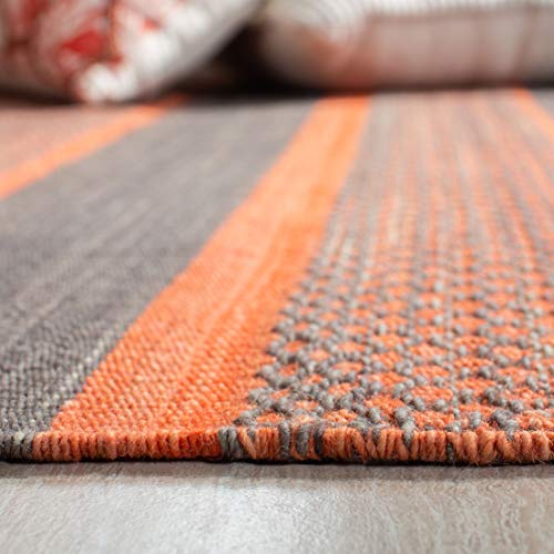 SAFAVIEH Kilim Collection Area Rug - 9' x 12', Dark Grey & Orange, Handmade Flat Weave Wool, Ideal for High Traffic Areas in Living Room, Bedroom (KLM952C)