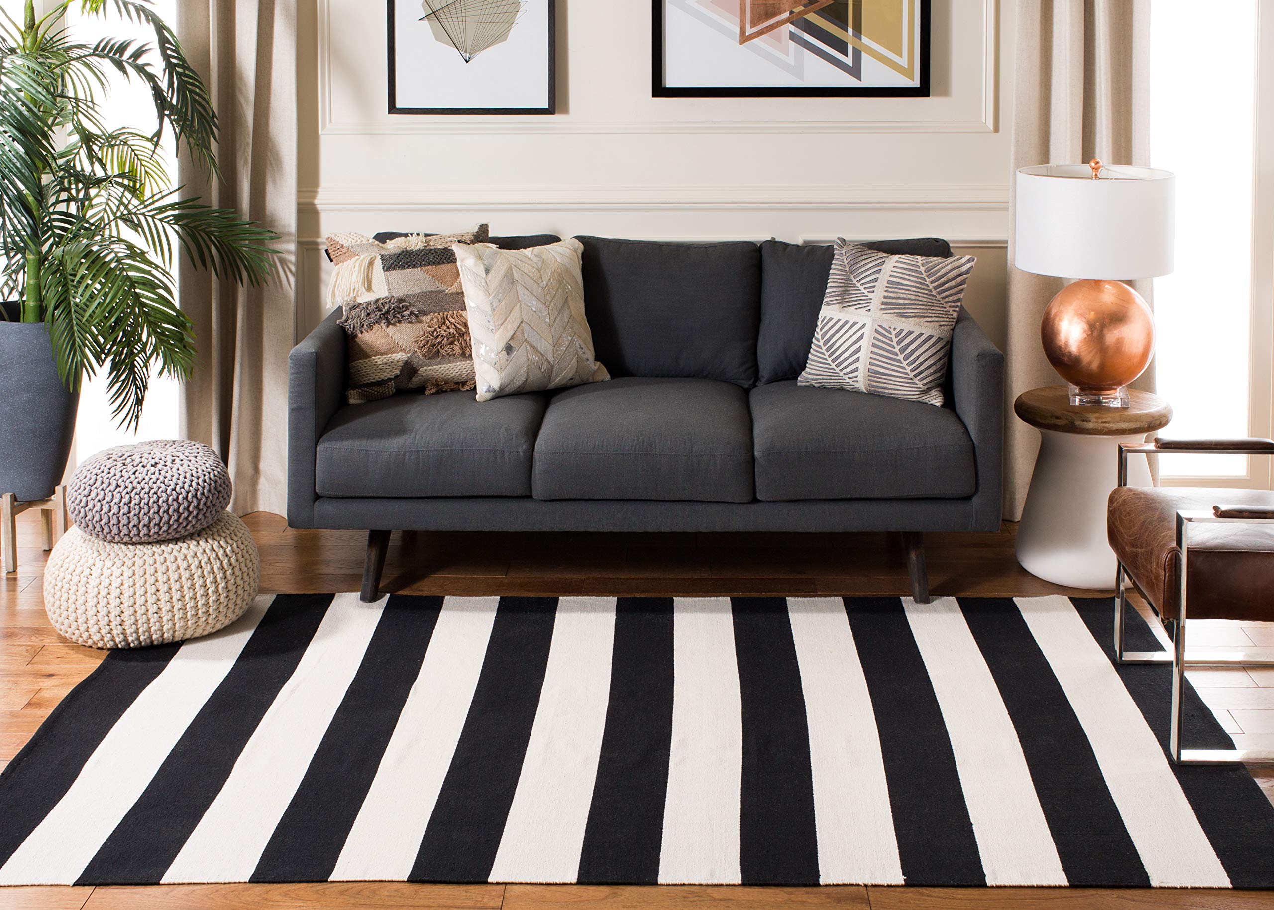 SAFAVIEH Montauk Collection Area Rug - 5' x 8', Black & Ivory, Handmade Flat Weave Boho Farmhouse Cotton Stripe, Ideal for High Traffic Areas in Living Room, Bedroom (MTK712D)