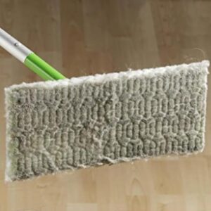 Swiffer Professional Duster Dry Cloth Sweeping Pad Refills for Swiffer Sweeper (Case of 6 Boxes, 32 Refills per Box)