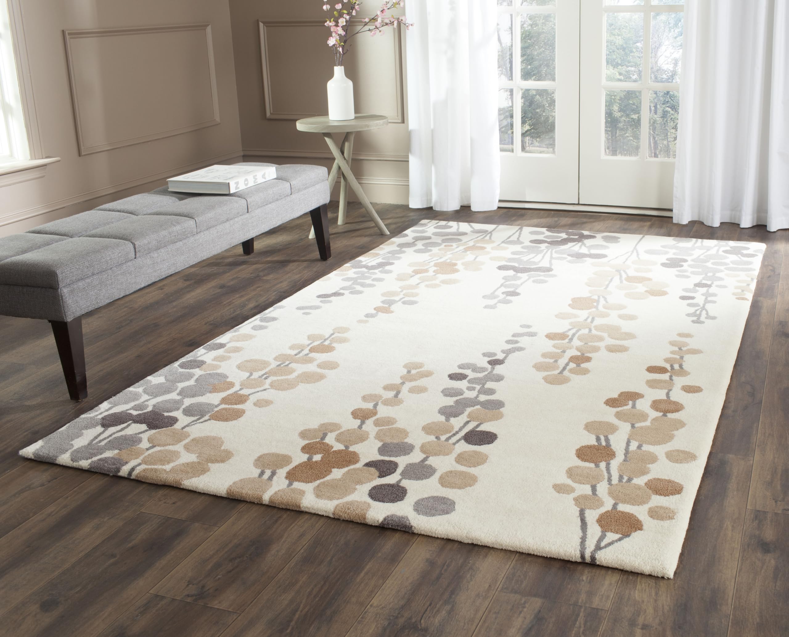 SAFAVIEH Soho Collection 6' Square Beige/Grey SOH338A Handmade Premium Wool & Viscose Area Rug