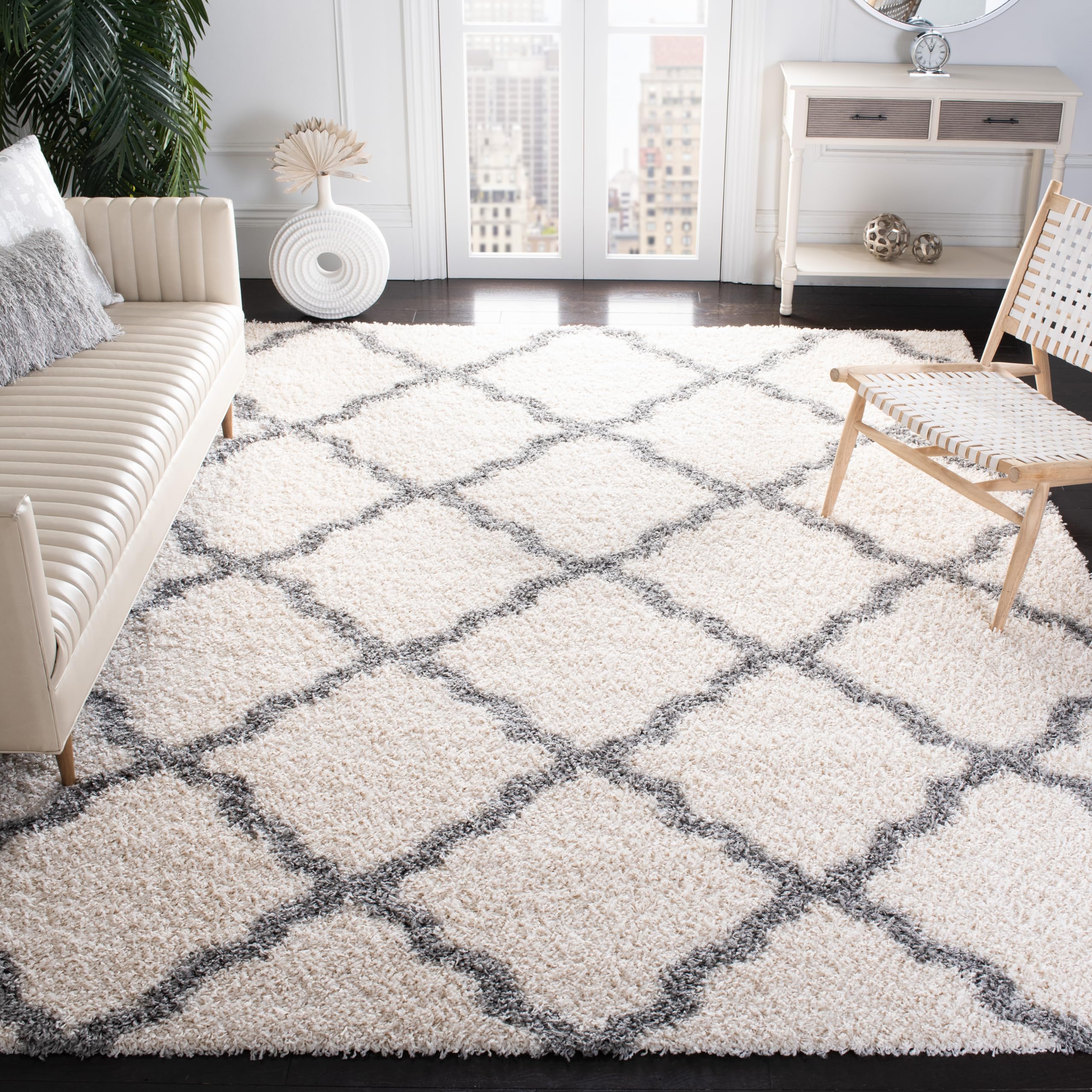 SAFAVIEH Dallas Shag Collection Area Rug - 8' x 10', Ivory & Grey, Trellis Design, Non-Shedding & Easy Care, 1.5-inch Thick Ideal for High Traffic Areas in Living Room, Bedroom (SGD257F)