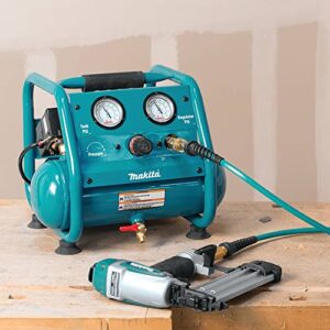 Makita AC001 Compact Air Compressor