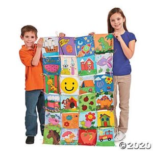 Fun Express DIY Knot Tie Quilt for Kids - Includes 24 pre Cut Squares with Holes - DIY Crafts