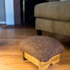 KR Ideas Mini Padded Foot Stool, Cocoa Brown, 7" Tall, Walnut Stain (Made in The USA) (Maple Stain)