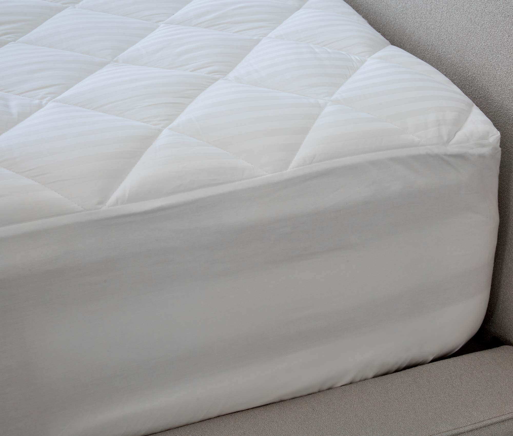 St. Regis Hotels Mattress Pad - Quilted Mattress Topper - Fits Mattresses Up to 18" - King (78" x 80" x 18")