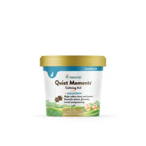 naturvet –quiet moments calming aid for cats plus melatonin – 60 soft chews – helps reduce stress & promote relaxation – great for storms, fireworks, travel & grooming