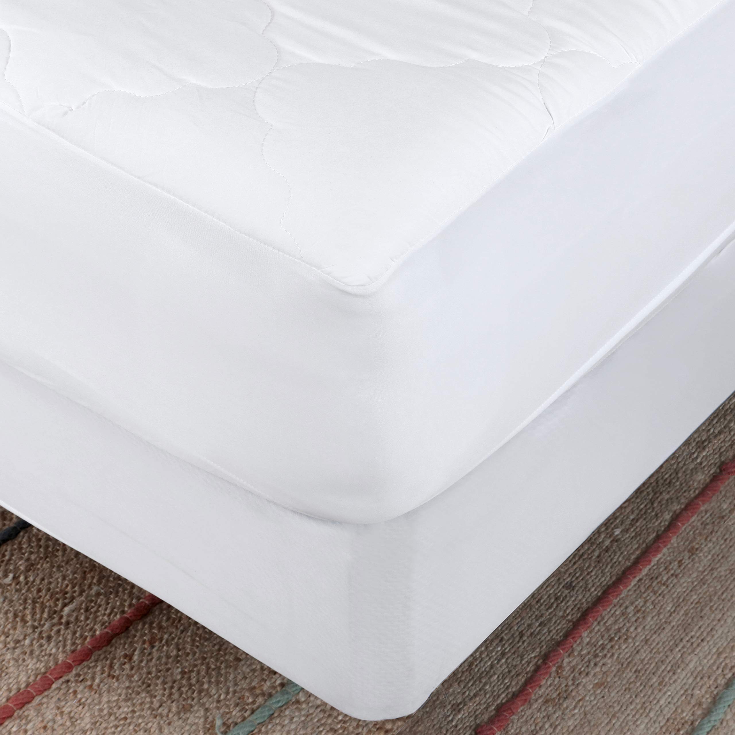 Micropuff Fitted Mattress Pad - Full XL Size Mattress Pad - Soft and Comfortable Fitted Mattress Protector - Mattress Cover Stretches up to 12 Inches Deep - Easy to Wash