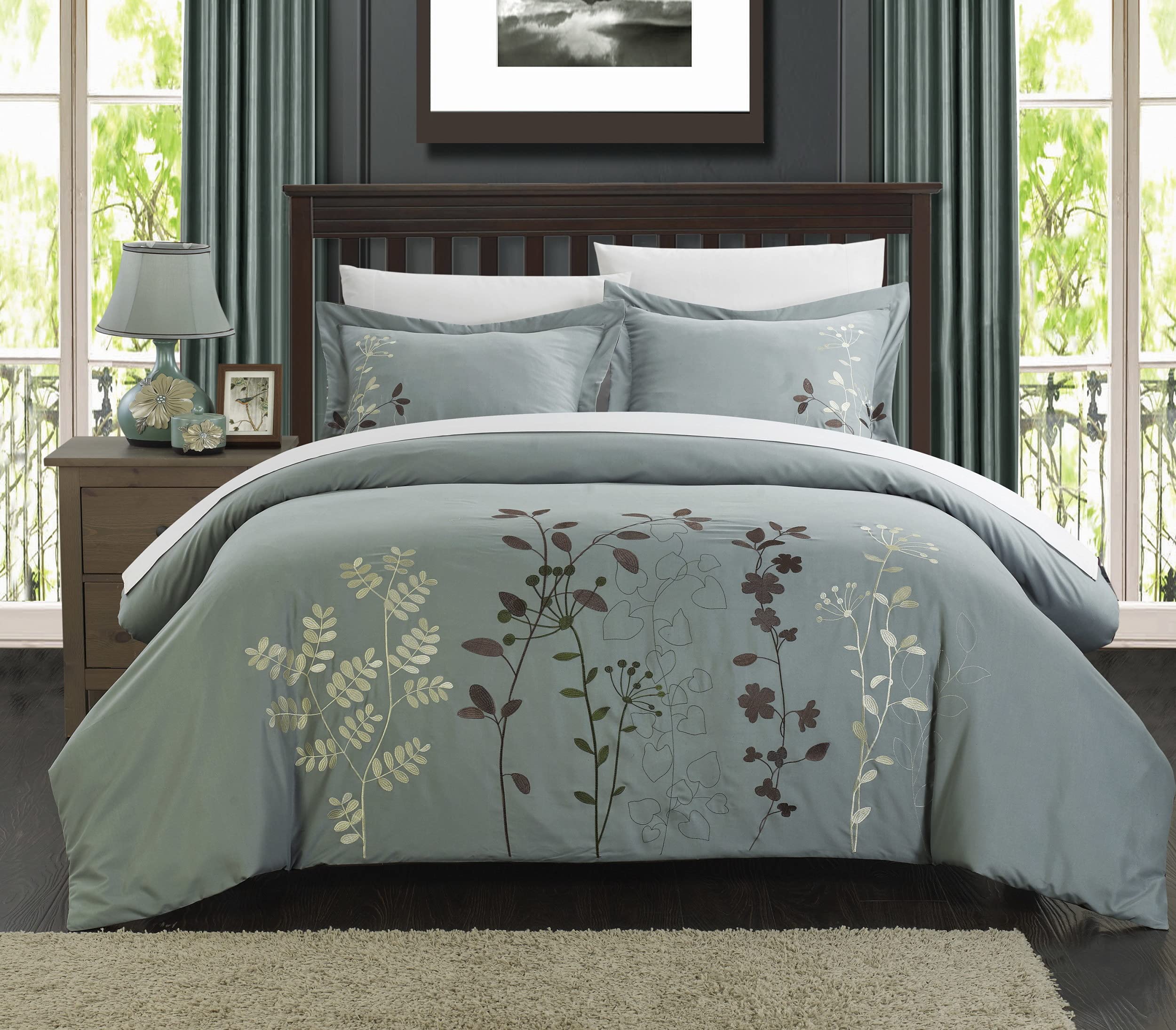 Chic Home 3-Piece Kaylee Floral Embroidered Duvet Set (King, Green)