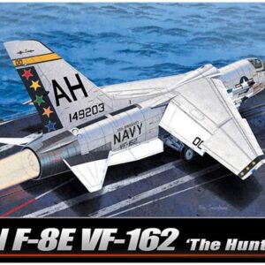 Academy USN F-8E VF-162 "The Hunters" Model Kit