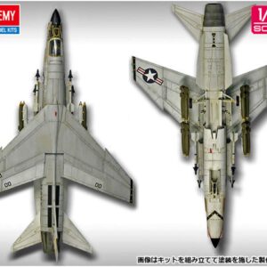 Academy USN F-8E VF-162 "The Hunters" Model Kit