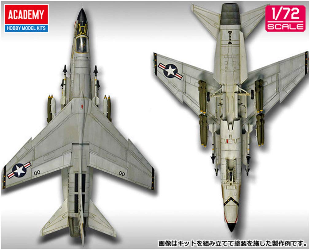 Academy USN F-8E VF-162 "The Hunters" Model Kit