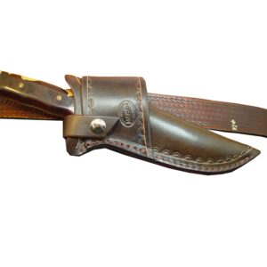 buck 124 cross draw knife sheath made out of buffalo hide leather.