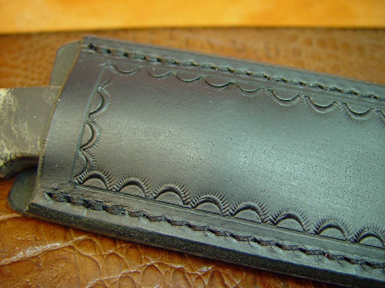 Pocket sheath for Fixed Blade Knife, 5" Knife Holster, Genuine Leather Knife Holder, Dyed Black