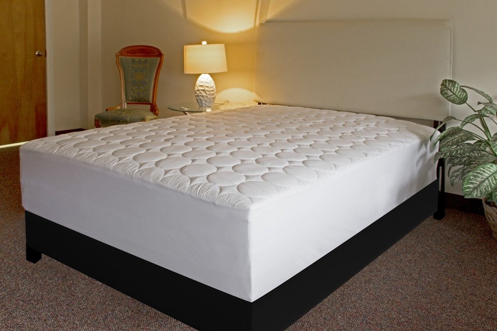 Quilted Fitted Waterproof Mattress Pad Cover - Topper, Stretches up to 18 Inches Deep, Full Size, by Assure Sleep by L’cozee