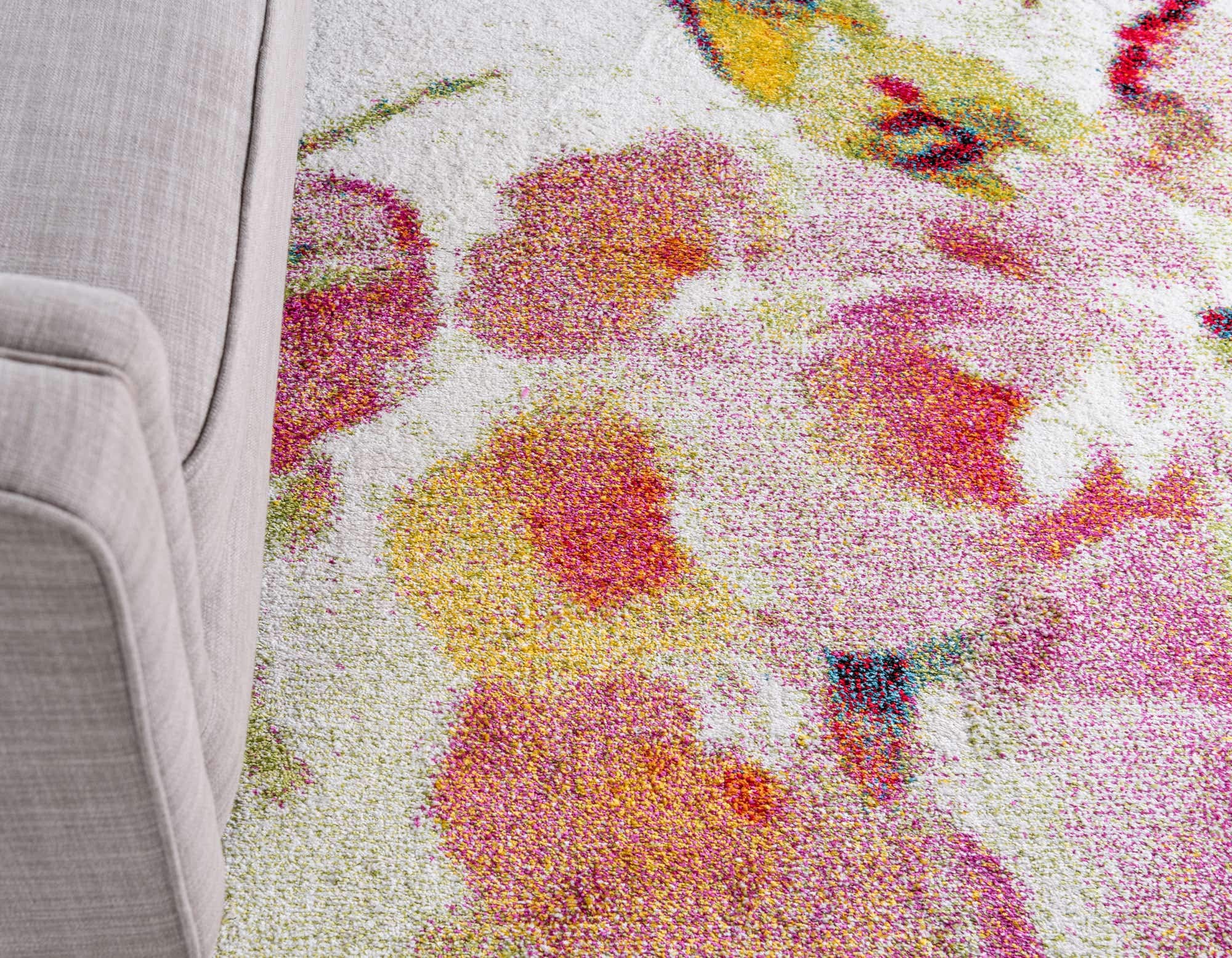 Unique Loom Lyon Collection Modern Watercolor Floral Area Rug, 9 x 12 ft, Ivory/Pink