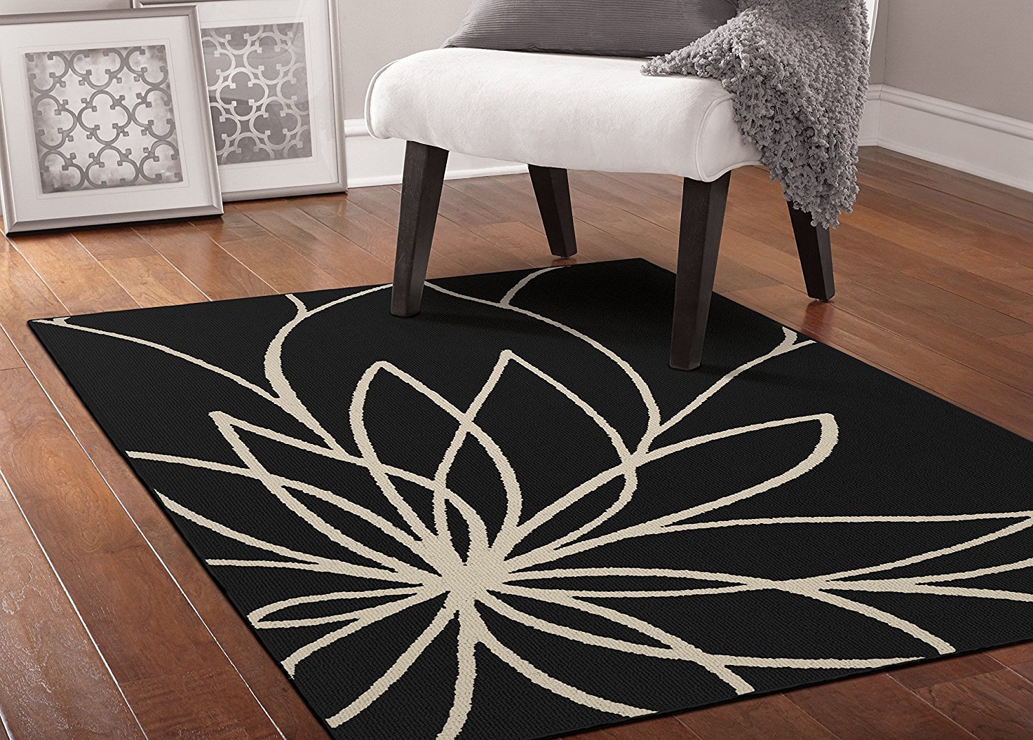 Garland Rug Grand Floral Area Rug, 5 x 7, Black/Ivory