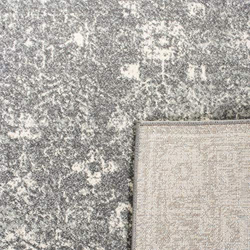 SAFAVIEH Evoke Collection 4' x 6' Grey/Ivory EVK270S Shabby Chic Distressed Non-Shedding Living Room Bedroom Accent Rug