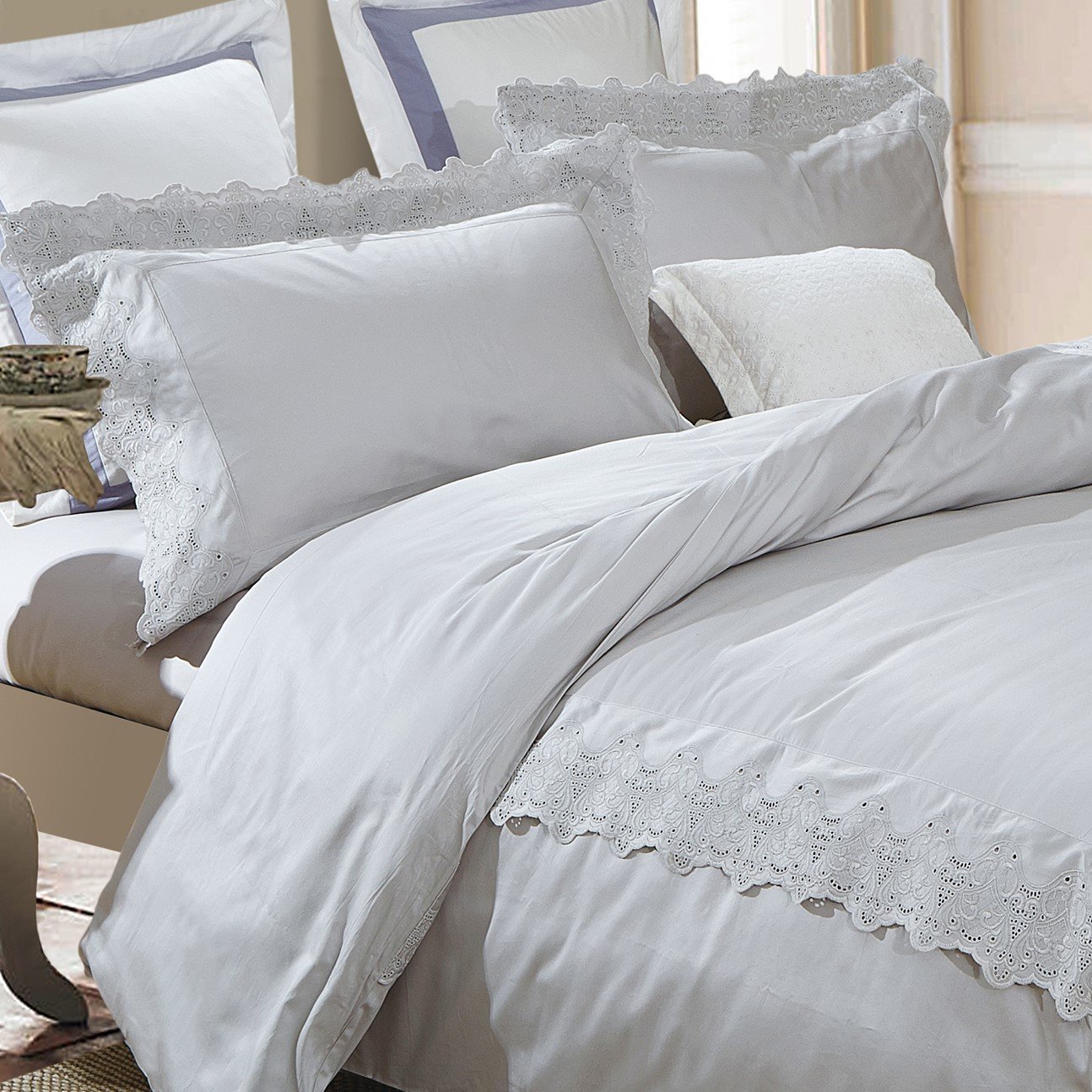 SUPERIOR Charlotte Embroidered Duvet Cover Set, Premium Long-Staple Cotton, Twin/Twin XL White