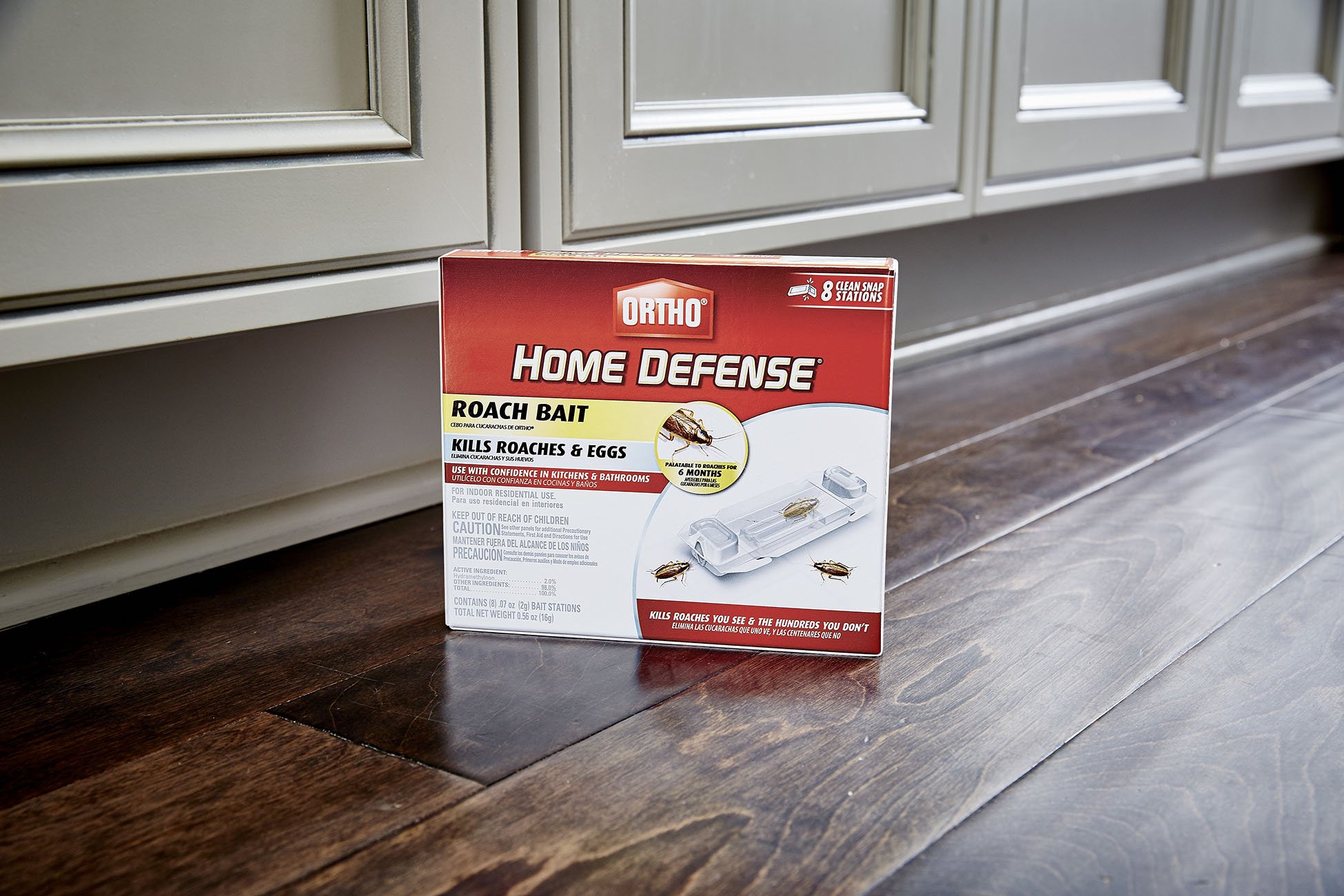 Ortho Home Defense Roach Bait - Kills Cockroaches & Eggs In Your Home, Palatable for 6 Months, Includes 8 Individual Stations