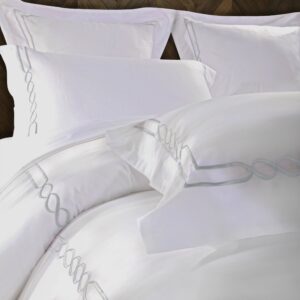 Superior 200 Thread Count 100% Cotton Embroidered Lorenz Duvet Cover Set, King/California King