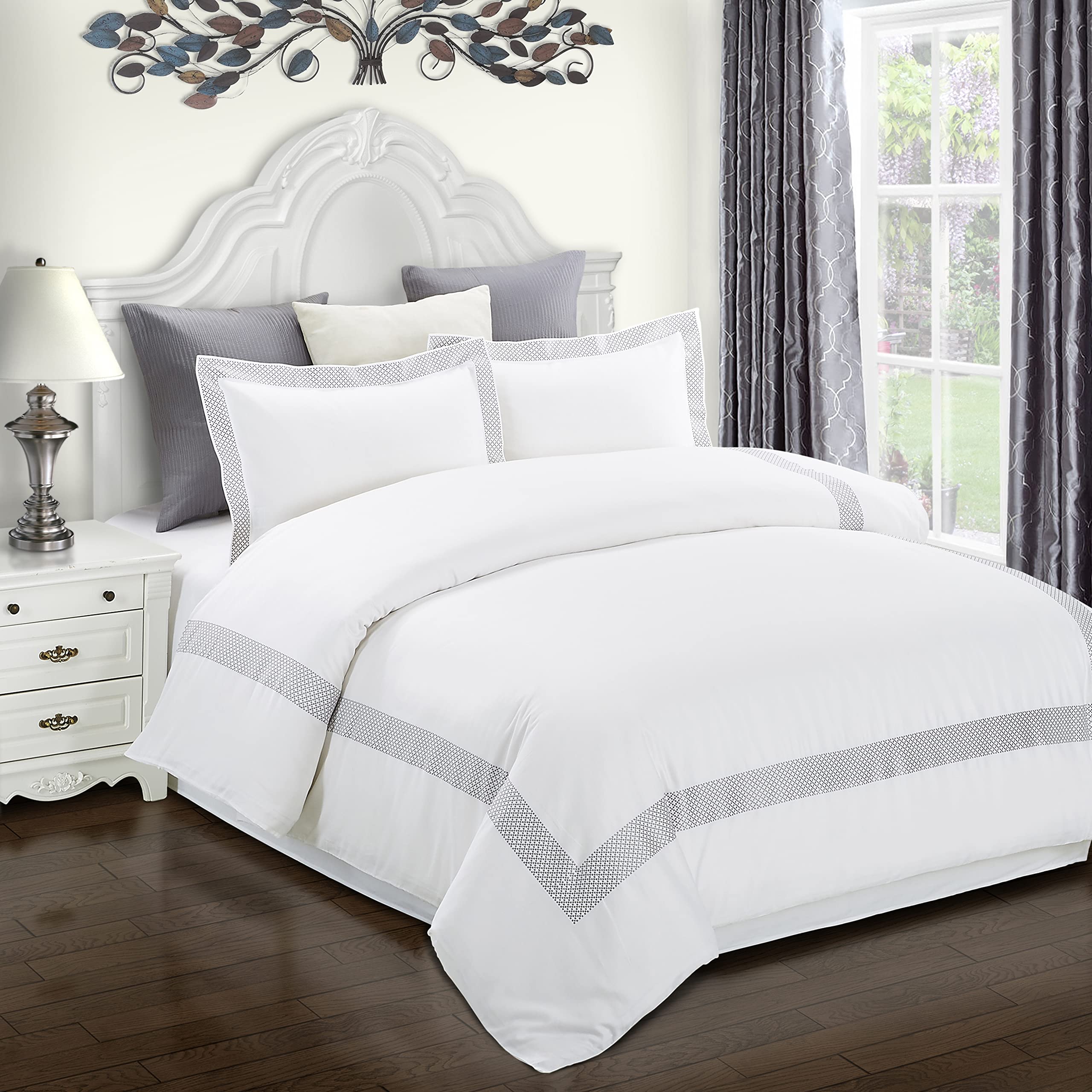 Superior 200 Thread Count 100% Cotton Embroidered Glenmont Duvet Cover Set, Twin/Twin X-Large