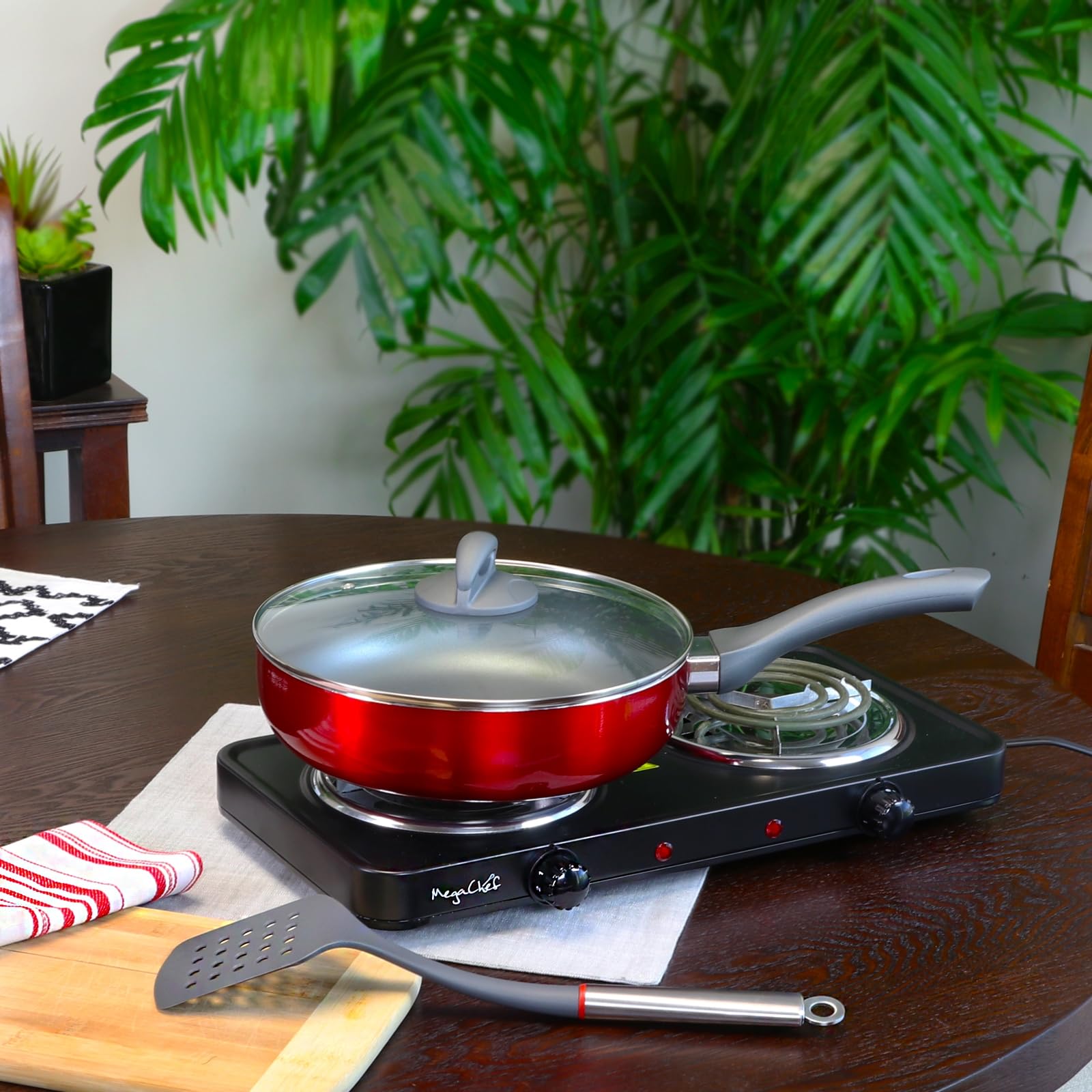 Oster Herscher Non-Stick Aluminum Saute Lid, Tanslucent, 3.5 QT Sauce Pan, Translucent Red