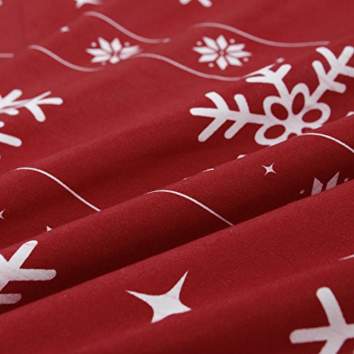 Vaulia Lightweight Microfiber Duvet Cover Set, Snowflake Pattern Design for Christmas New Year Holidays, Red Color - Queen Size