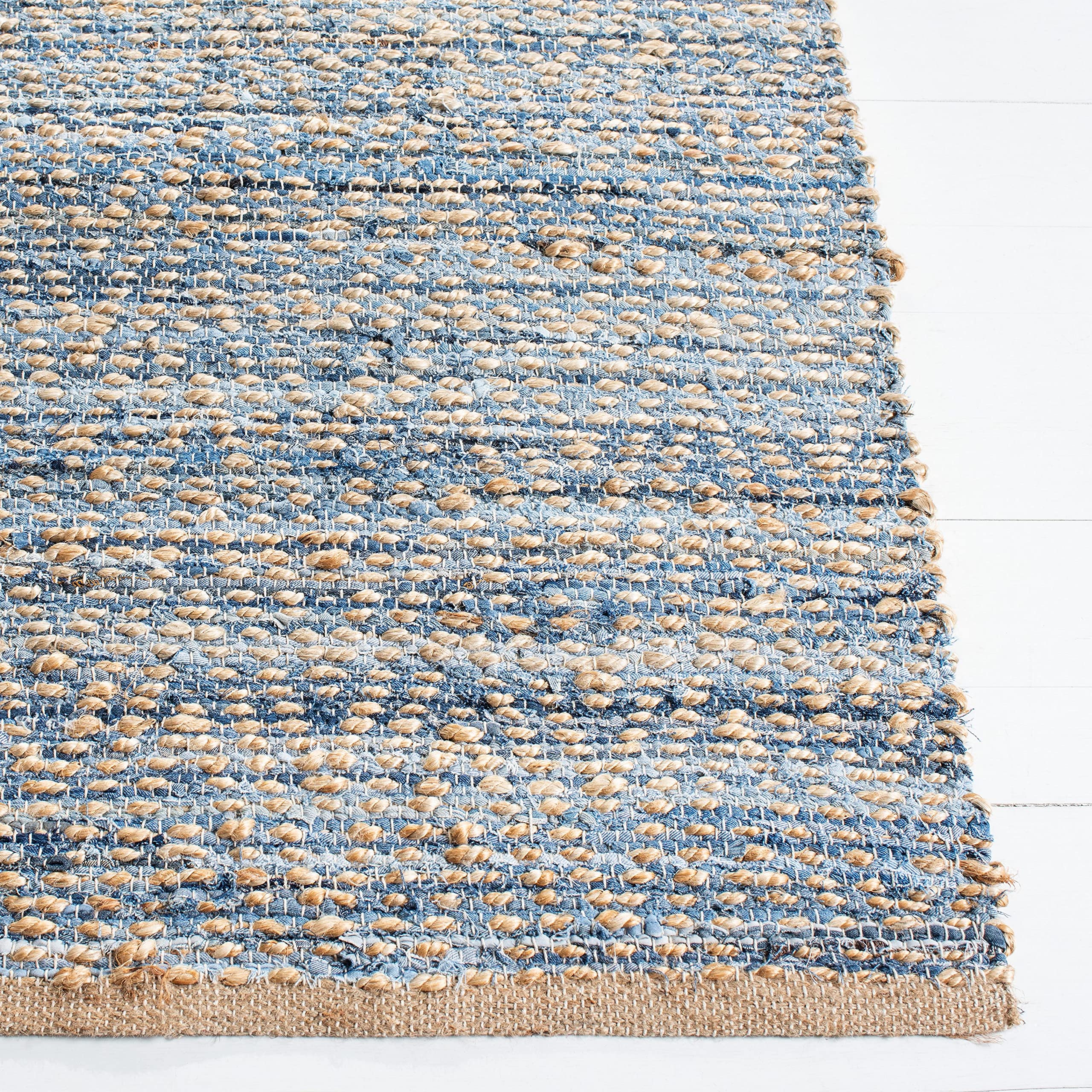 SAFAVIEH Cape Cod Collection Accent Rug - 2'3" x 4', Natural & Blue, Handmade Flat Weave Coastal Braided Jute, Ideal for High Traffic Areas in Entryway, Living Room, Bedroom (CAP350A)