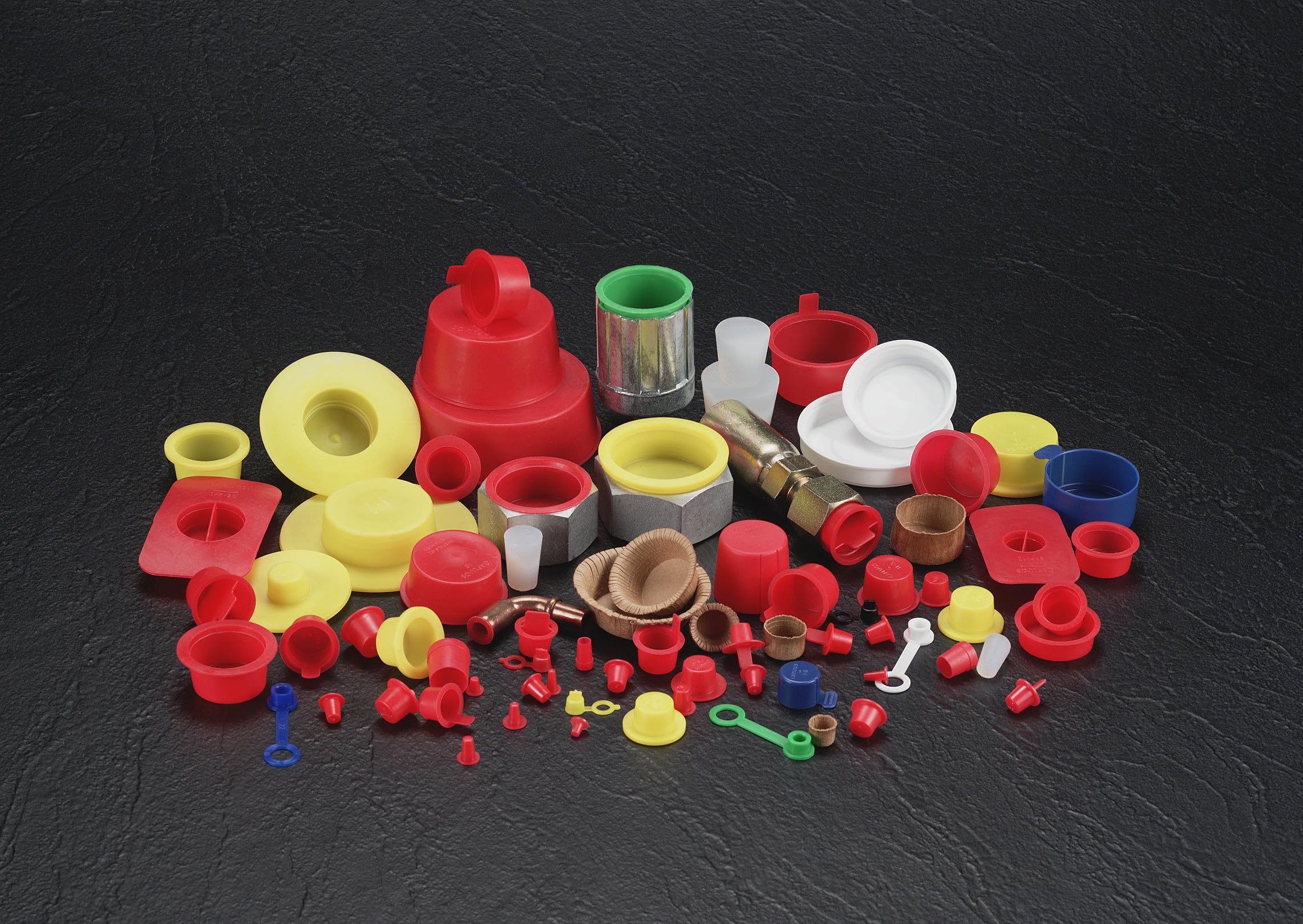 Caplugs T-14 T Series – Plastic Tapered Cap and Plug, 500 Pack, Red LD-PE, Cap OD 1.031" x Plug ID 1.215" Protective Closures, Dust and Moisture Seals, MIL Spec, SAE Fittings, Hydraulic, EZ Remove